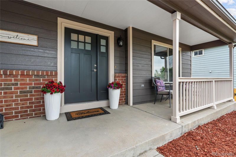 19935 E Stanford Dr, Centennial, CO 80015