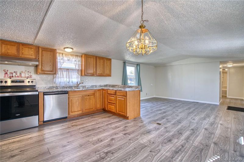 900 Mountain View Ave Lot 124, Longmont, CO 80501