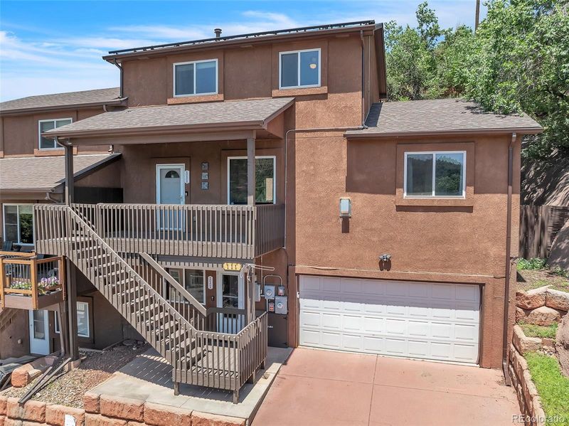111 Pinon Ln, Manitou Springs, CO 80829
