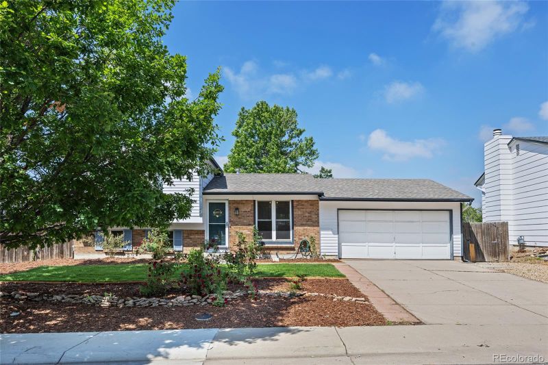 1153 S Biscay St, Aurora, CO 80017