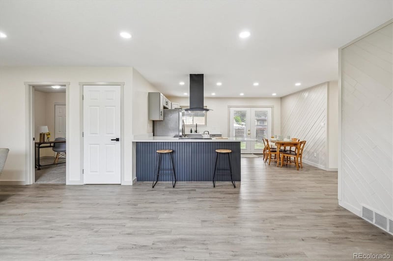 7952 Zuni St, Denver, CO 80221