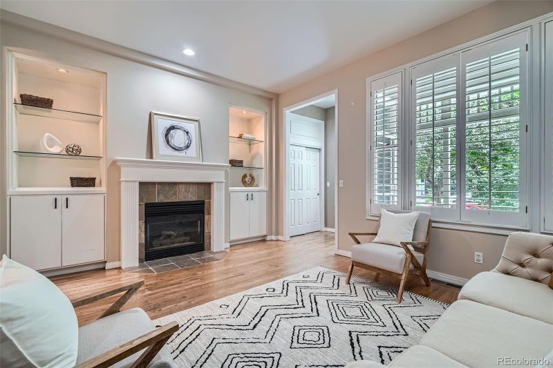 222 S Monroe St, Denver, CO 80209