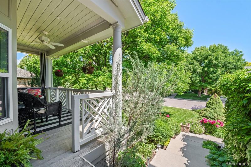 5272 W Capri Pl, Littleton, CO 80123