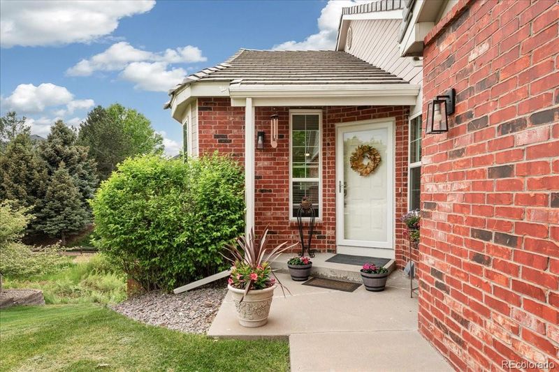 9441 Southern Hills Cir, Lone Tree, CO 80124