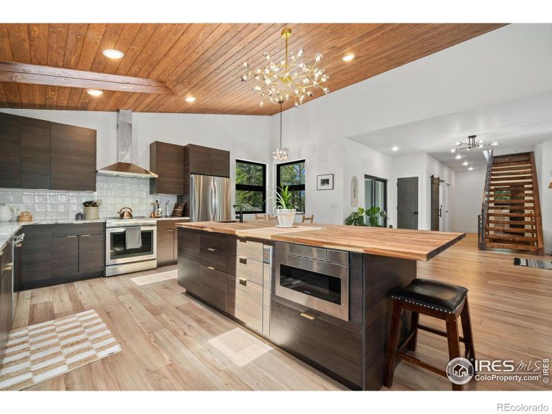 111 Elk Trl, Red Feather Lakes, CO 80545