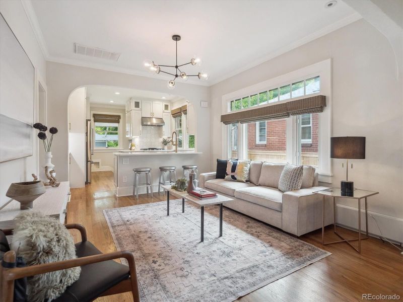 660 S Clarkson St, Denver, CO 80209