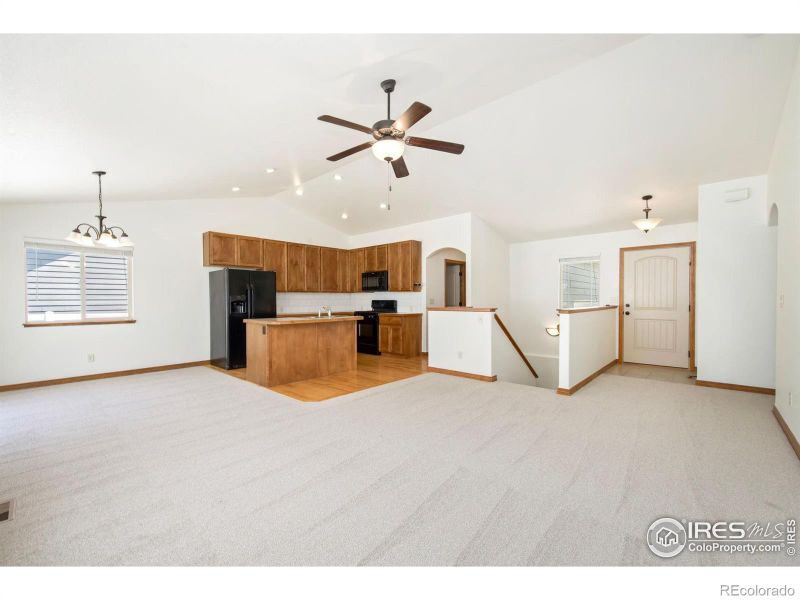 6949 Sumner St, Wellington, CO 80549