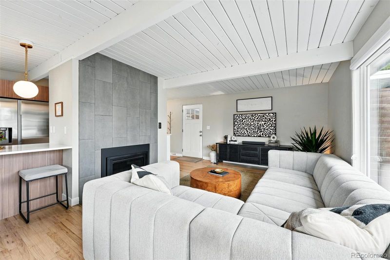 1440 S Clermont St, Denver, CO 80222