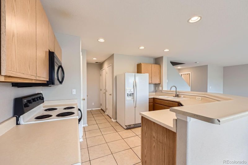 5653 Raleigh Cir, Castle Rock, CO 80104