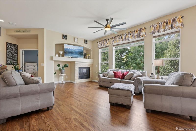 2726 Aylesbury Way, Johnstown, CO 80534