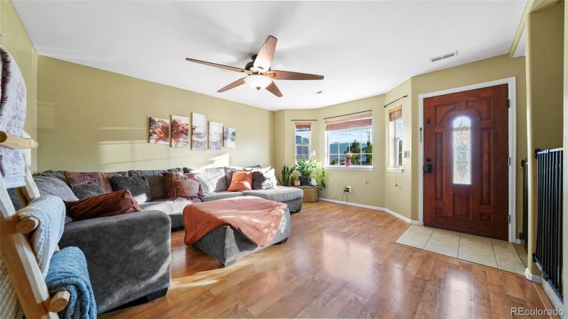 80 Cliff View Cir, Parachute, CO 81635