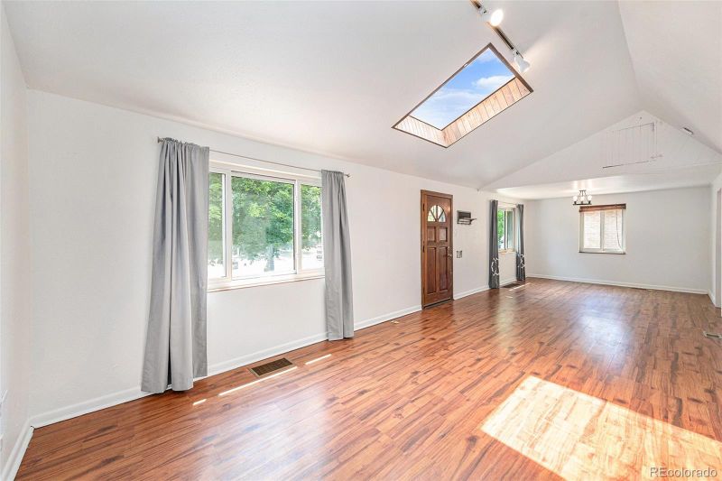 457 S Locust St, Denver, CO 80224