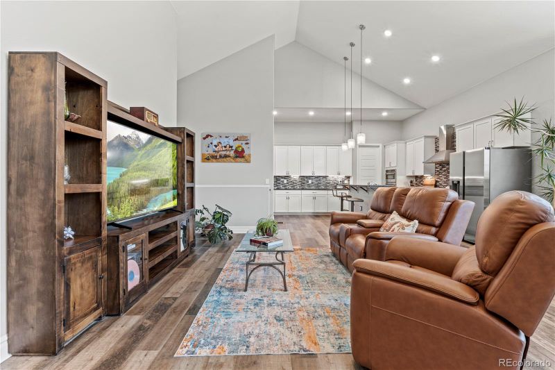 6532 S Tempe St, Aurora, CO 80016