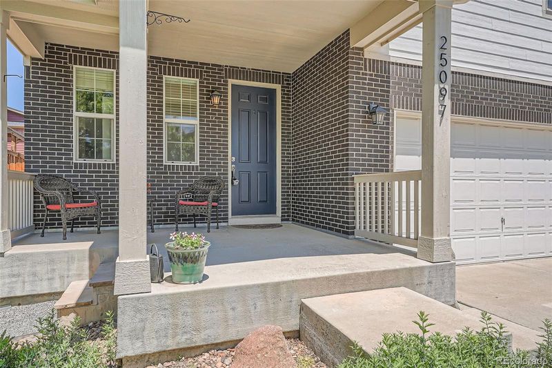 25097 E Lake Dr, Aurora, CO 80016