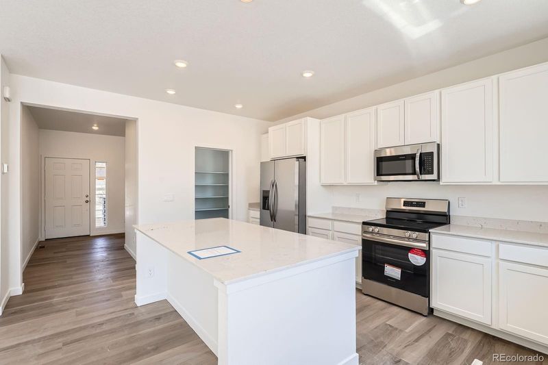 10984 Snowdon St, Parker, CO 80134
