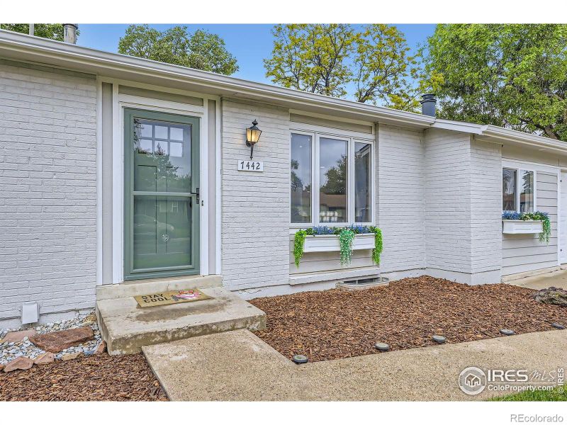 7442 Jay Ct, Arvada, CO 80003