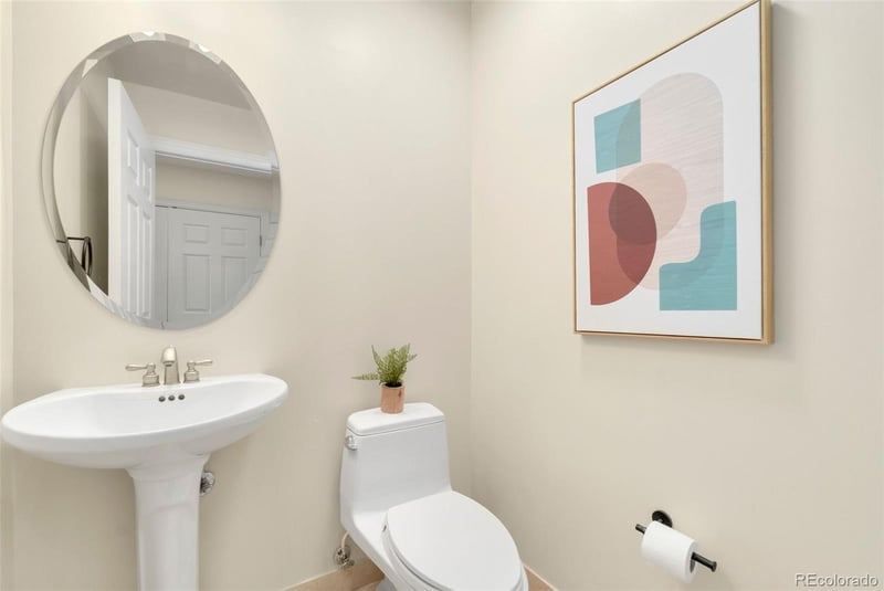1827 N Grant St #604, Denver, CO 80203
