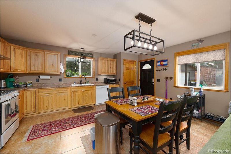 399 Gardenia Rd, Woodland Park, CO 80863