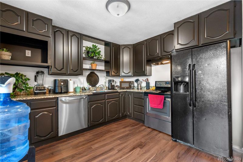 8820 Poze Blvd, Thornton, CO 80229