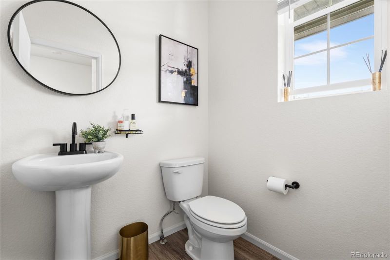 10917 Mobile St, Commerce City, CO 80022