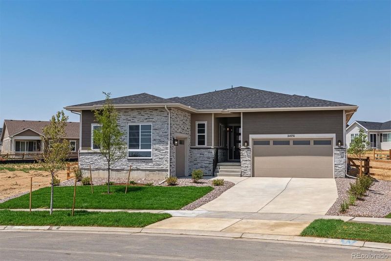 24751 E 38th Ave, Aurora, CO 80019