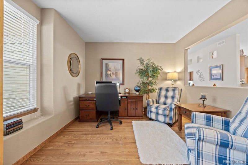 1051 Bramblewood Dr, Castle Pines, CO 80108