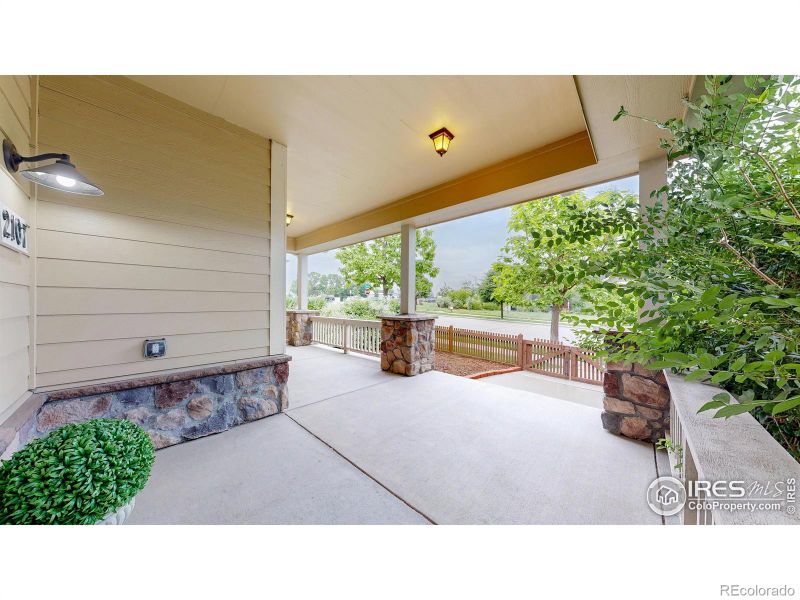 2107 Blackbird Dr, Fort Collins, CO 80525