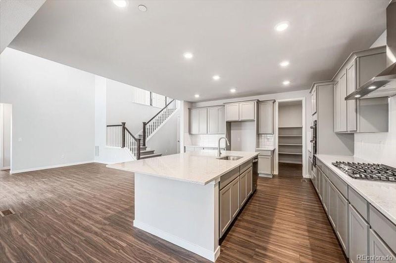 2501 Lupton Ln, Lafayette, CO 80026