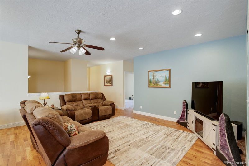 1618 69th Ave, Greeley, CO 80634