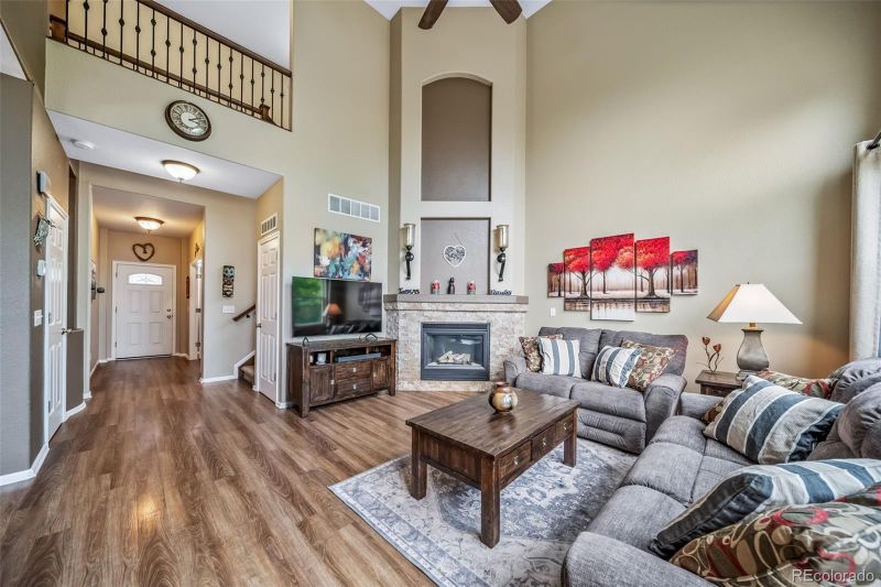 9928 Sylvestor Rd, Highlands Ranch, CO 80129