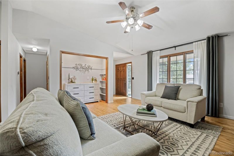 7563 Lamar Ct, Arvada, CO 80003