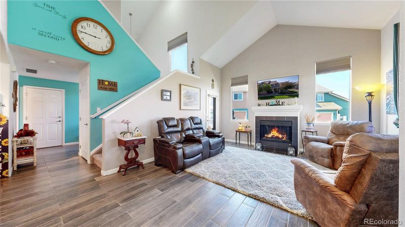 10449 Paris St #207, Commerce City, CO 80640