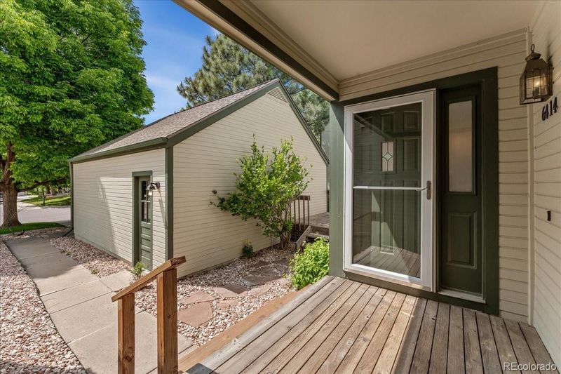 6414 S Hudson St, Centennial, CO 80121