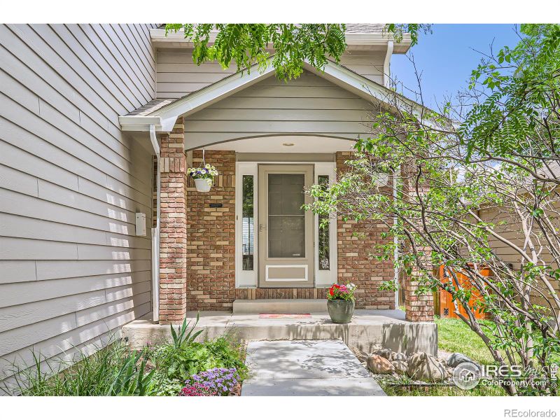 379 E 41st Ct, Loveland, CO 80538