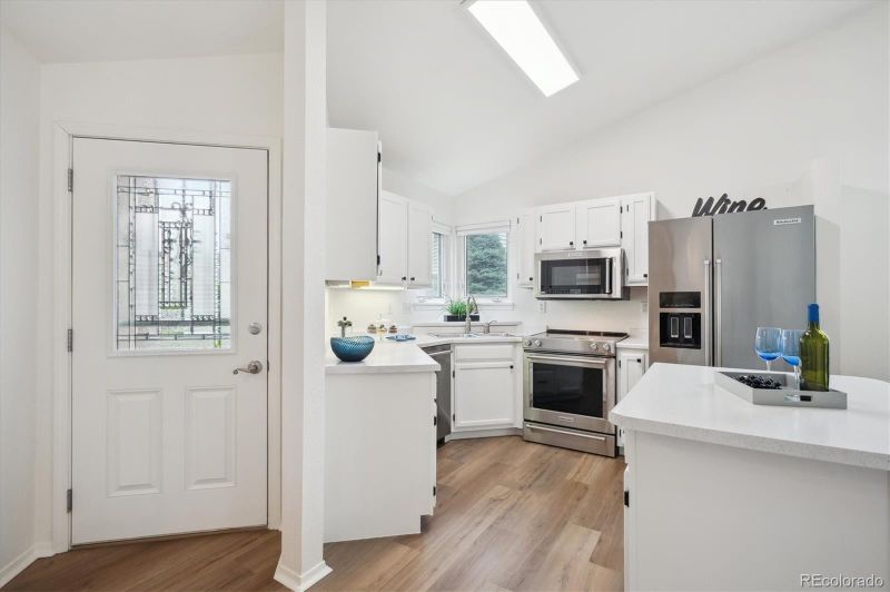 535 High Point Dr, Golden, CO 80403