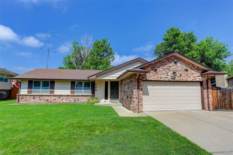 633 S Galena St, Denver, CO 80247