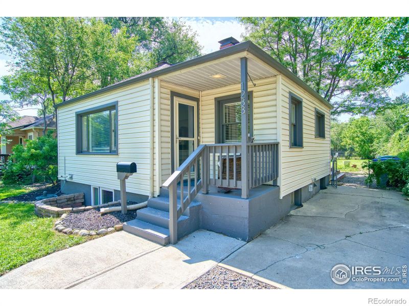 1233 Carolina Ave, Longmont, CO 80501