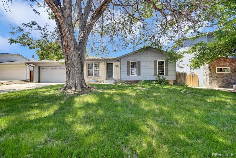 2279 S Lewiston St, Aurora, CO 80013