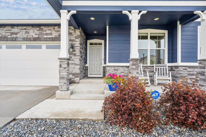 8888 Falcon St, Longmont, CO 80504