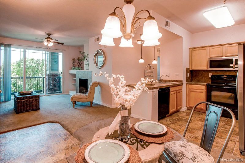 804 Summer Hawk Dr #3202, Longmont, CO 80504