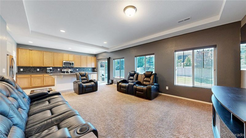 19000 E 55th Ave, Denver, CO 80249