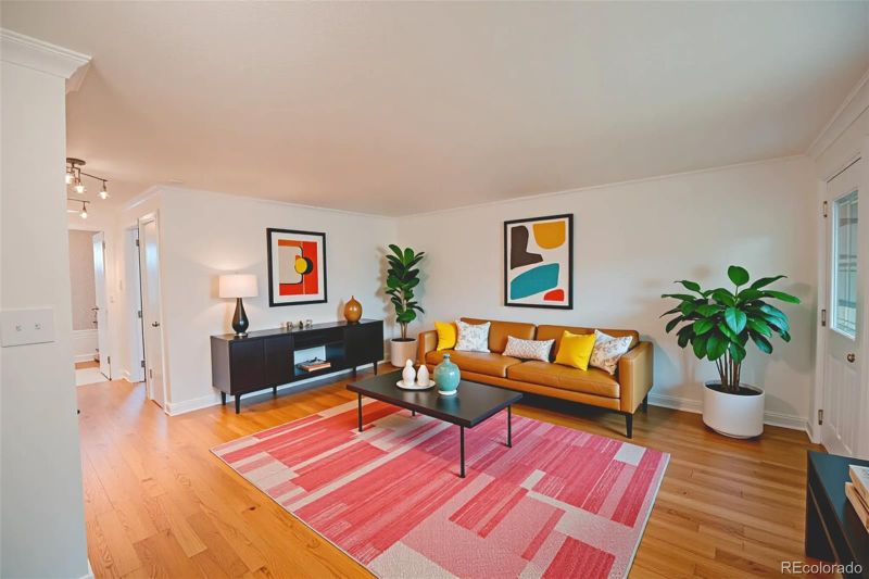 558 N Washington St #103, Denver, CO 80203