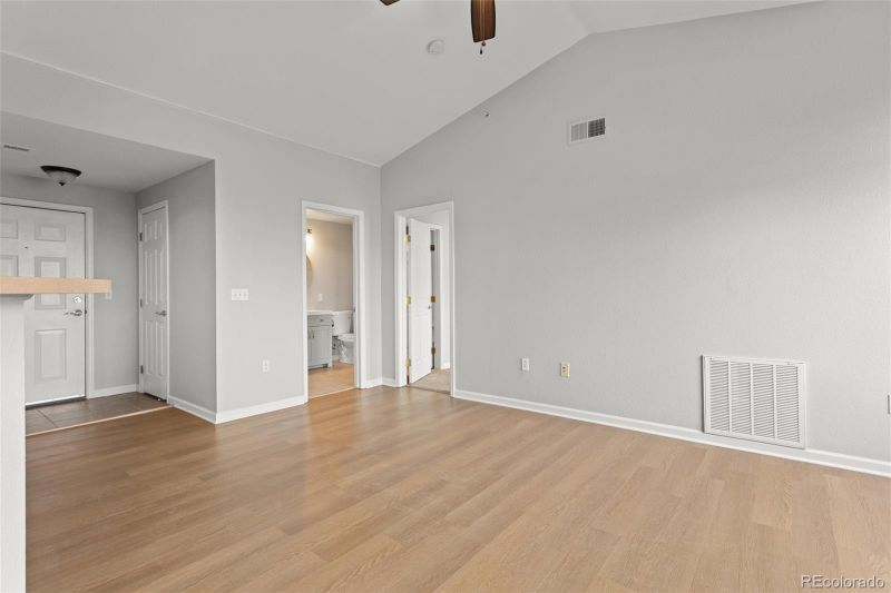 7440 S Blackhawk St #207, Englewood, CO 80112