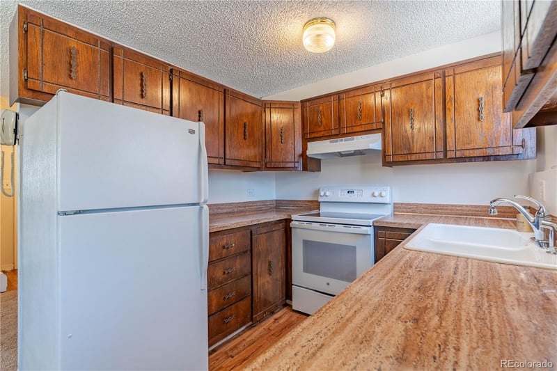 2700 S Holly St #115, Denver, CO 80222