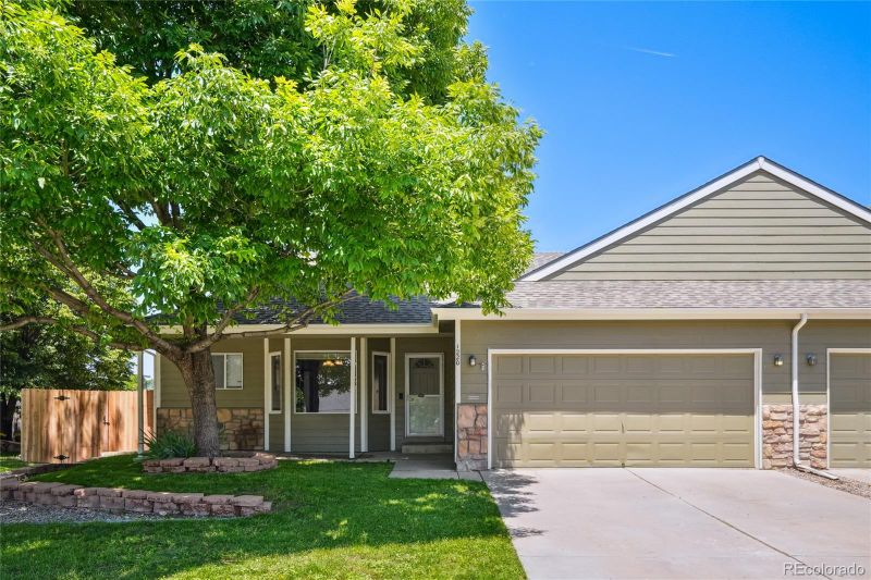 1220 Country Acres Ct, Johnstown, CO 80534