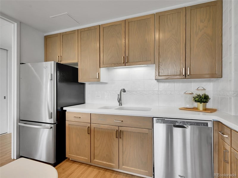 1201 N Williams St #2B, Denver, CO 80218