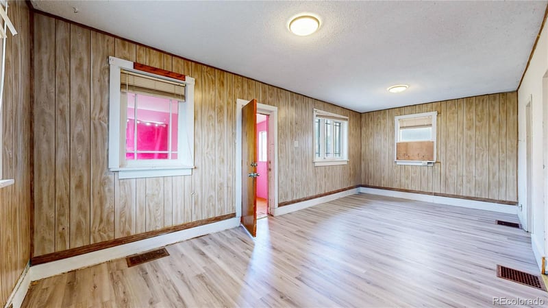 598 S Navajo St, Denver, CO 80223