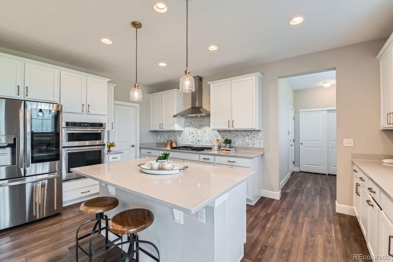 38 Morgan Cir, Erie, CO 80516