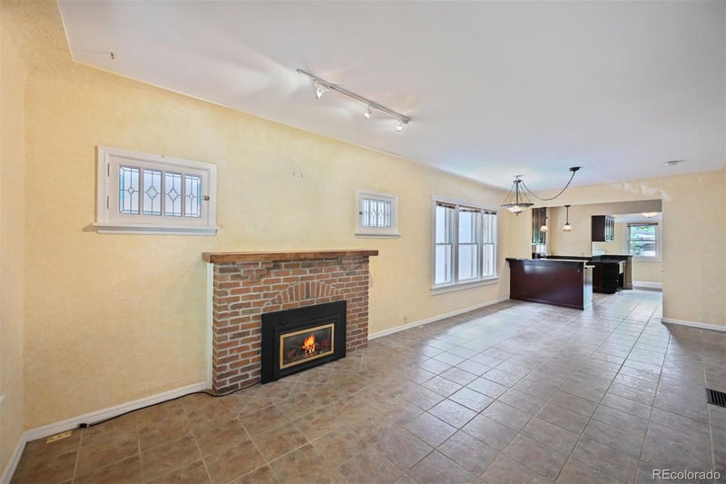 321 S Gilpin St, Denver, CO 80209