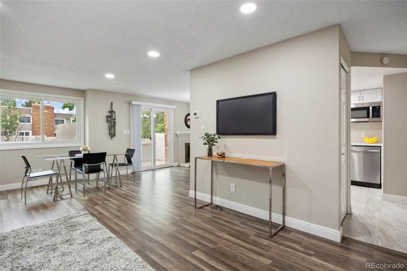 2856 S Kenton Ct, Aurora, CO 80014